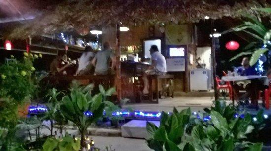 Barracuda Bar & Restaurant